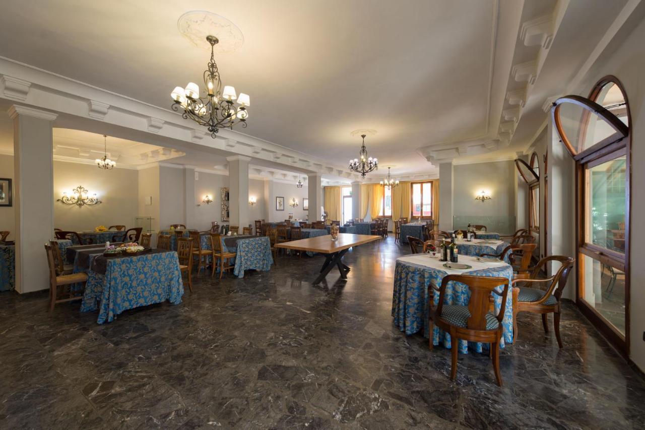 Hotel Corallo Montecatini Terme Exteriör bild